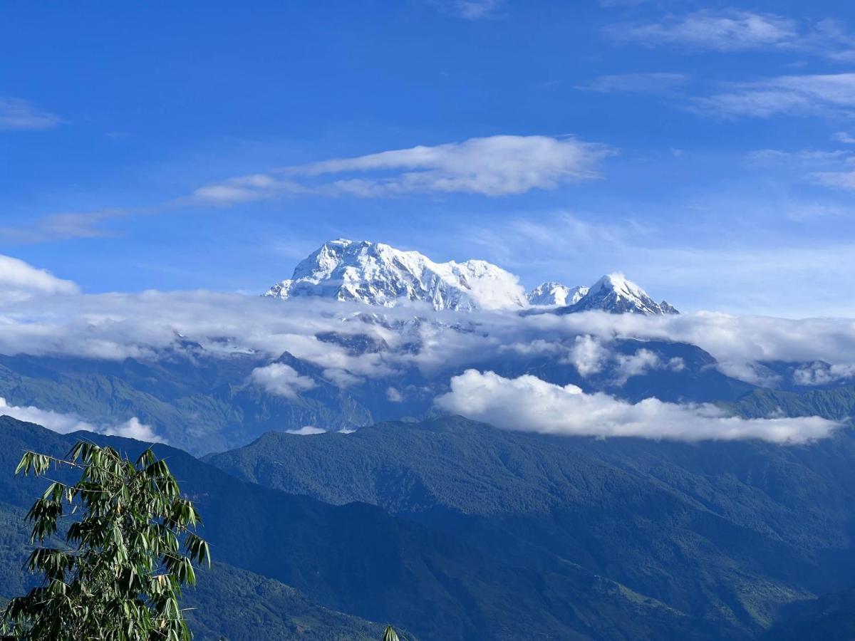 Es Deurali Resort Pokhara Extérieur photo