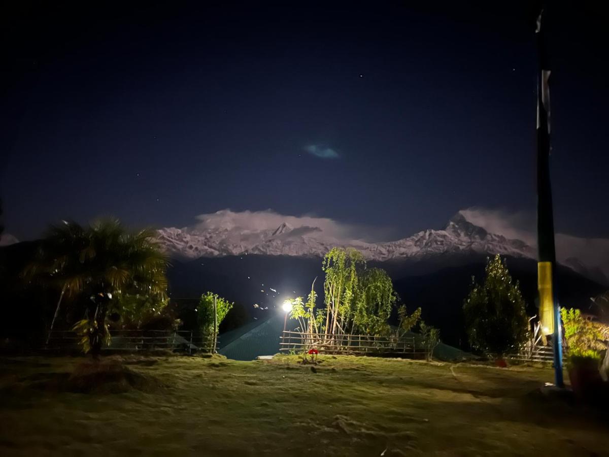Es Deurali Resort Pokhara Extérieur photo