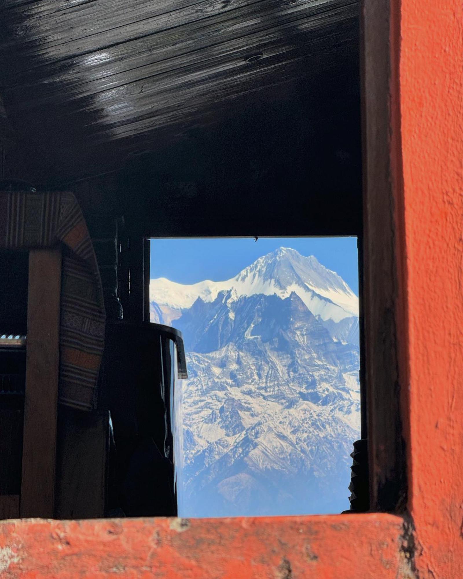 Es Deurali Resort Pokhara Extérieur photo